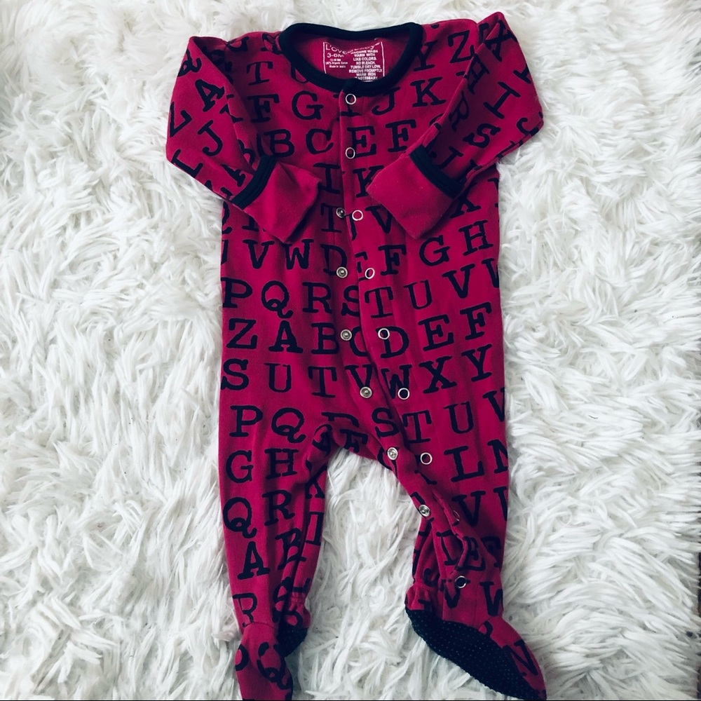 L’Ovedbaby Magenta & black alphabet sleeper 3-6 months